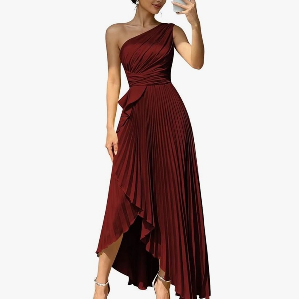 Chic One-Shoulder Burgundy Dress